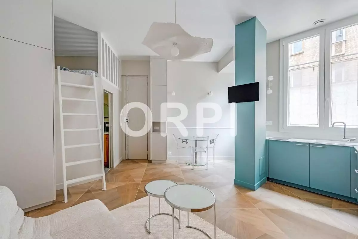 Appartement rénové – Paris 18 2