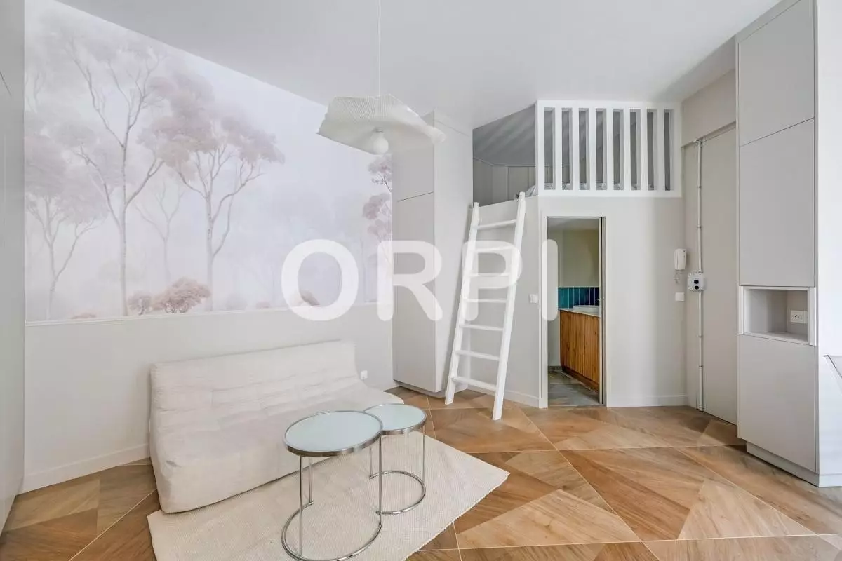 Appartement rénové – Paris 18 3